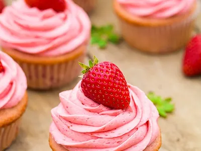 Strawberry Cupcakes