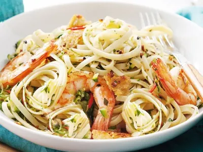 Chilli Prawn Linguine