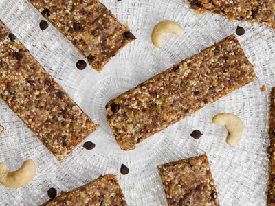 Cookie Dough Energy Bars