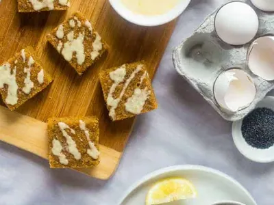 Slow Cooker Lemon Cake Bars