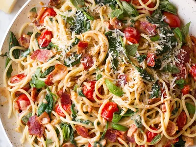 Bacon Tomato Spinach Spaghetti
