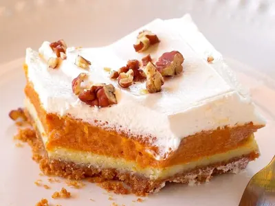 Pumpkin Pie Cheesecake Bars
