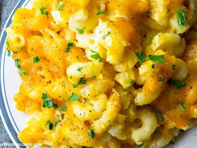 Baked Cheddar Macaroni