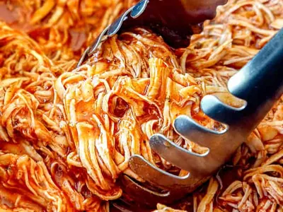 Slow Cooker Buffalo Chicken