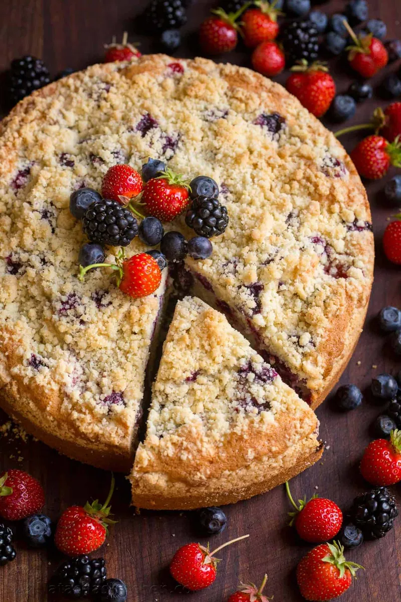Berry Cake With Crumb Topping