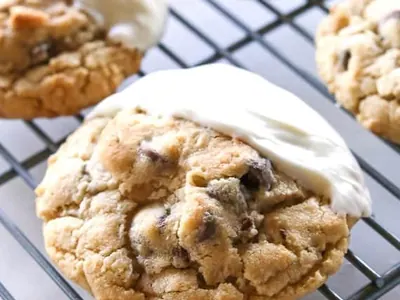 Coconut Chocolate Chip Cookies