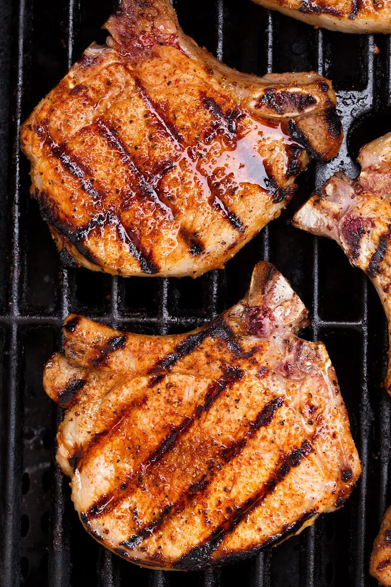 Grilled Pork Chops with juice