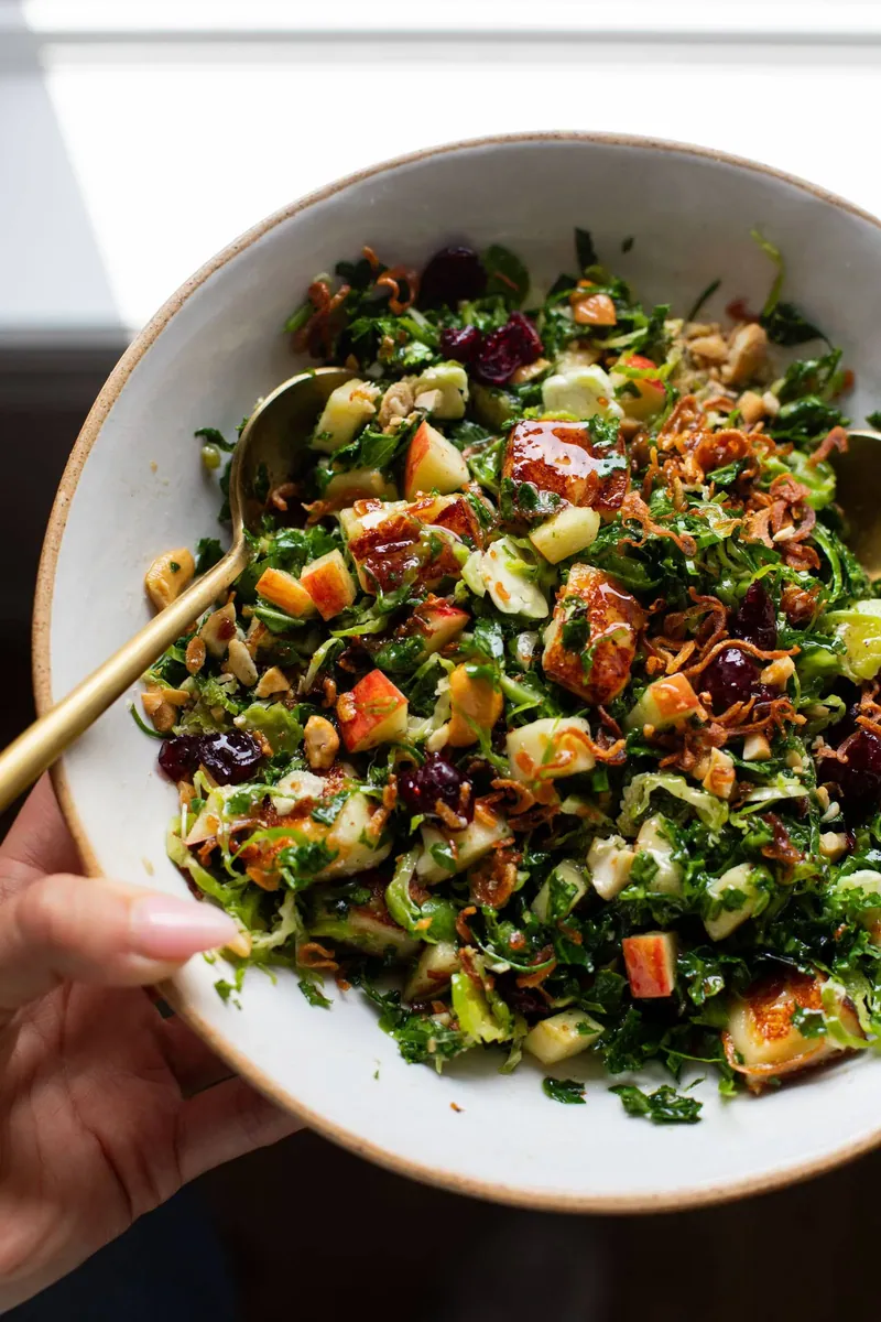 Kale Apple Salad with leeks and shallots