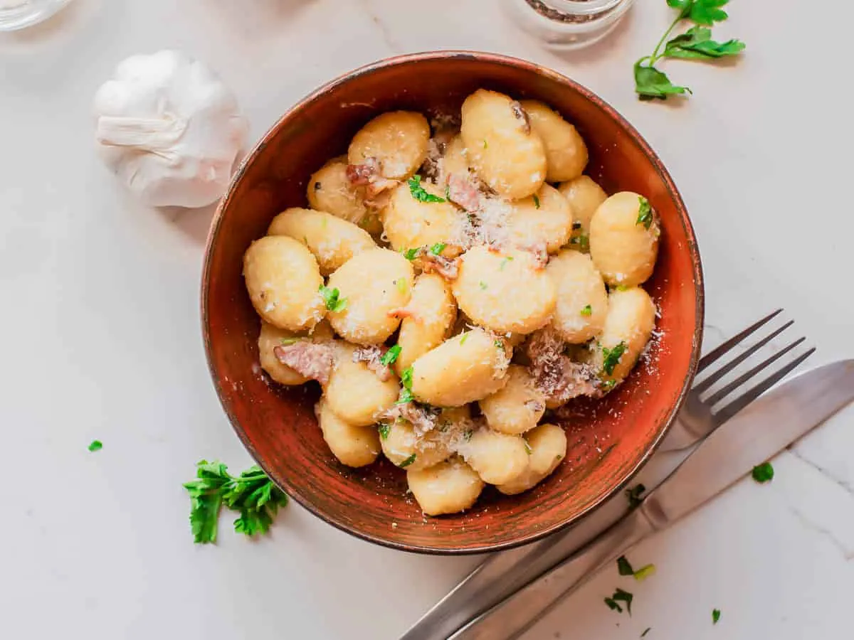 Gnocchi Carbonara
