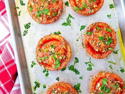 Garlic Herb Roasted Tomatoes