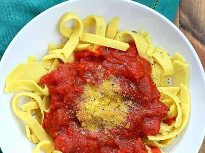 Chickpea Noodles Tomato Sauce
