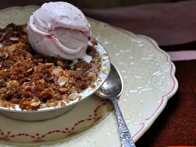 Rhubarb Apricot Crisps