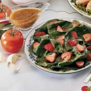 Strawberry Spinach Salad (8 servings)