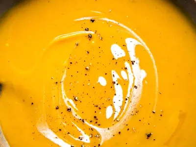 Slow Cooker Squash Apple Soup
