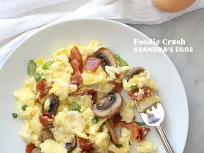 Bacon Mushroom Scrambled Eggs
