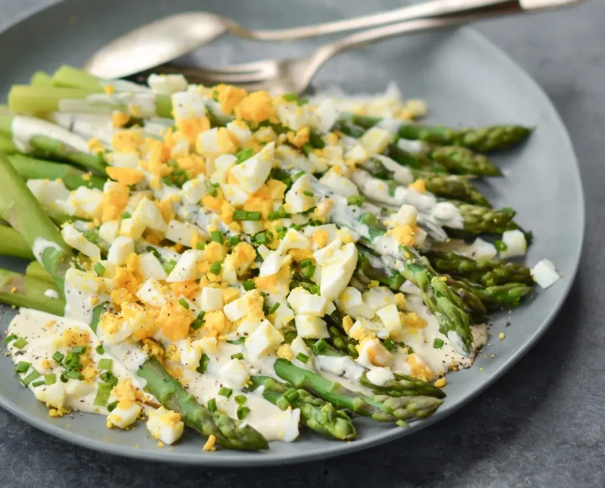 Asparagus Egg Salad