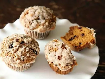 Pumpkin Chocolate Streusel Muffins