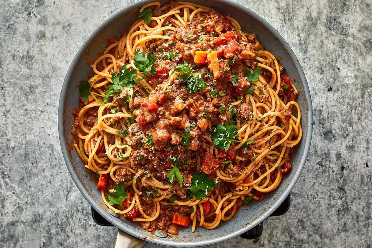 Slow Cooker Spaghetti Bolognese