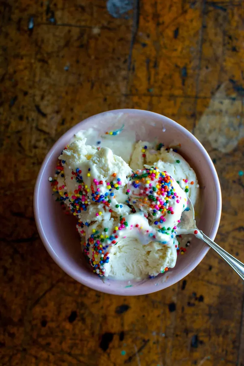 No-Churn Vanilla Cream Cheese Ice Cream