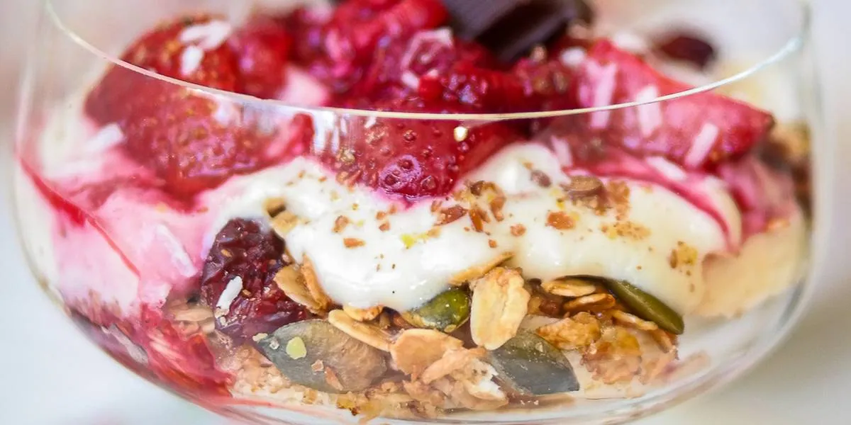 Mixed Berry Yogurt Parfait