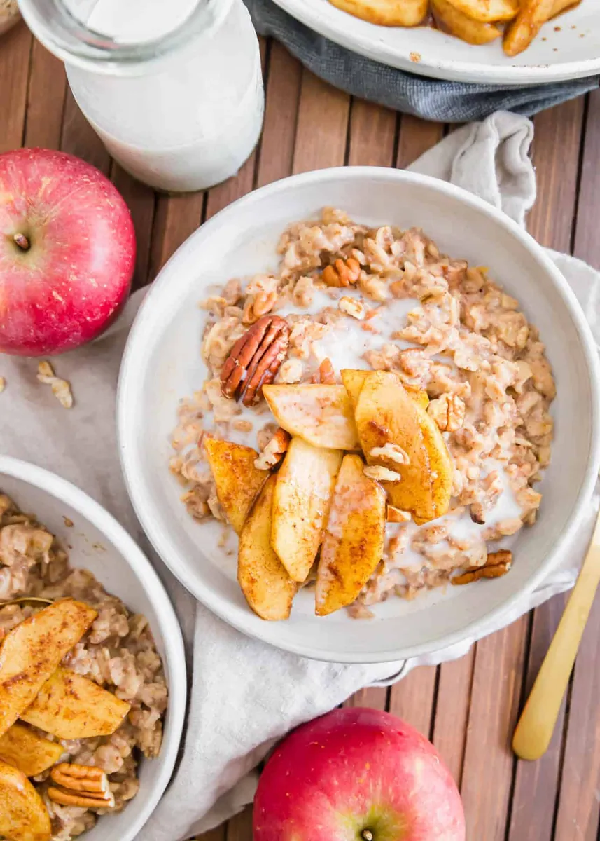 Apple Cinnamon Oatmeal