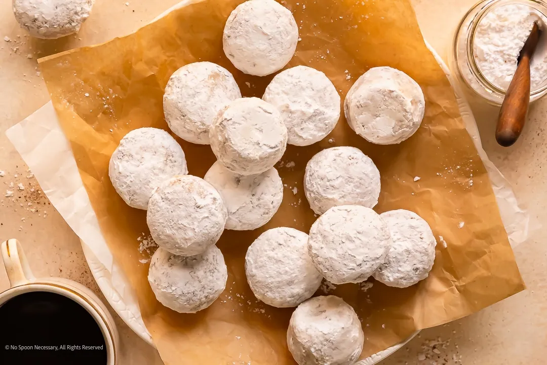 Powdered Donut Holes