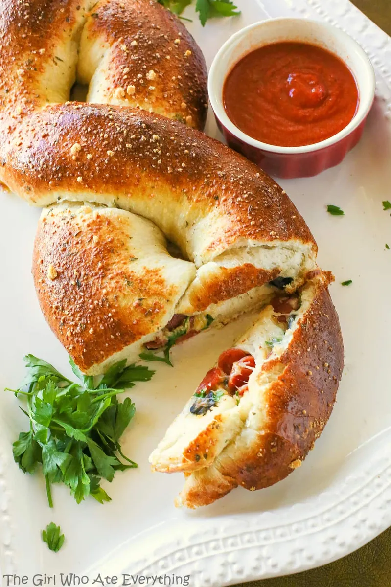 Pepperoni Pizza Twist