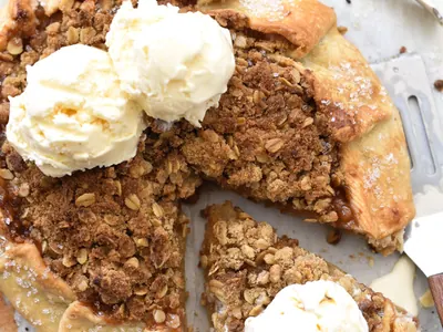 Apple Crumble Tart