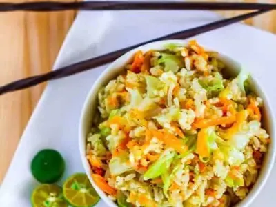 Garlic Fried Rice with cabbage