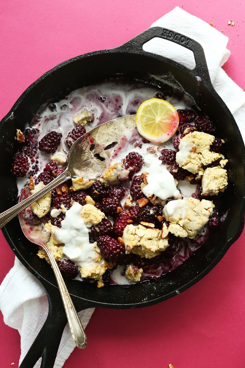 Blackberry Cobbler with berries