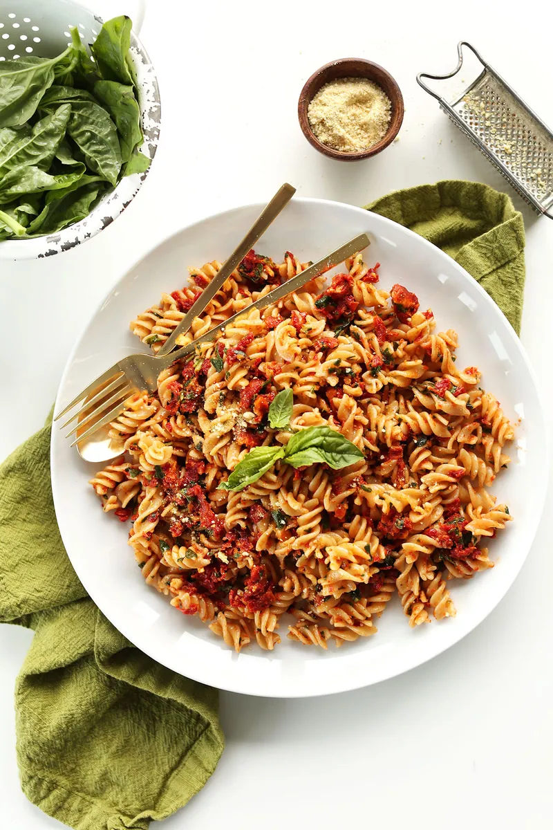 Sun-Dried Tomato Pesto Pasta