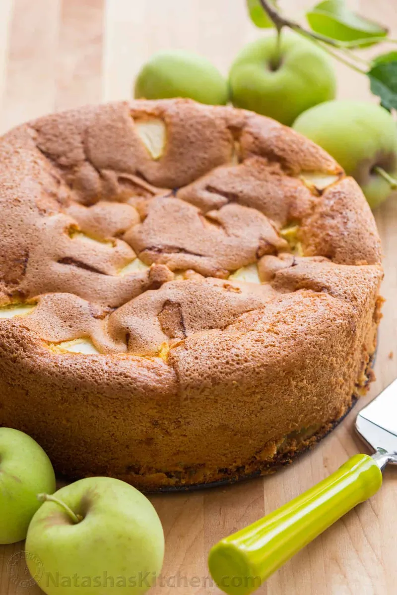 Apple Sponge Cake
