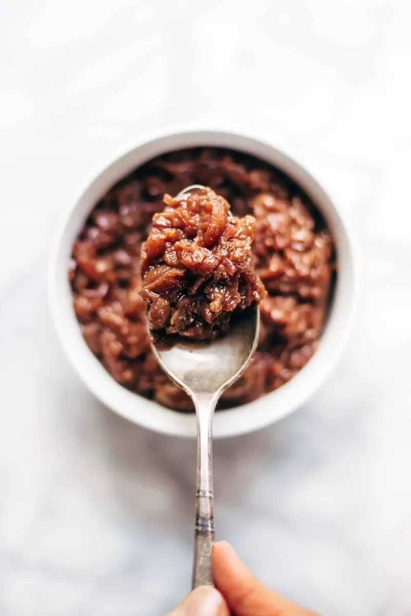 Grape Shallot Chutney