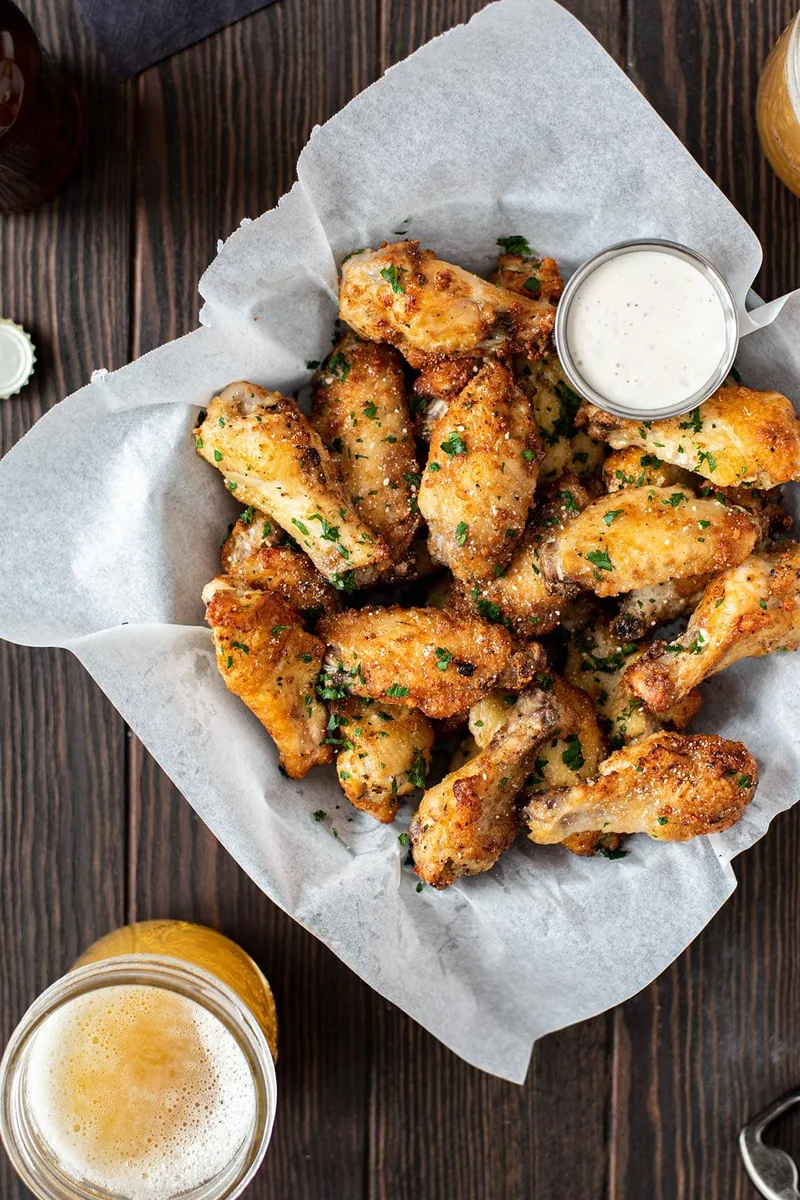 Air Fryer Garlic Parmesan Wings