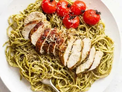 Basil Pesto Chicken Spaghetti