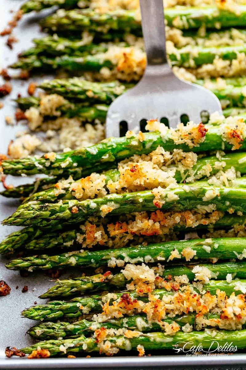 Crispy Garlic Parmesan Asparagus