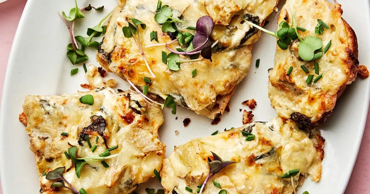 Spinach Artichoke Bread