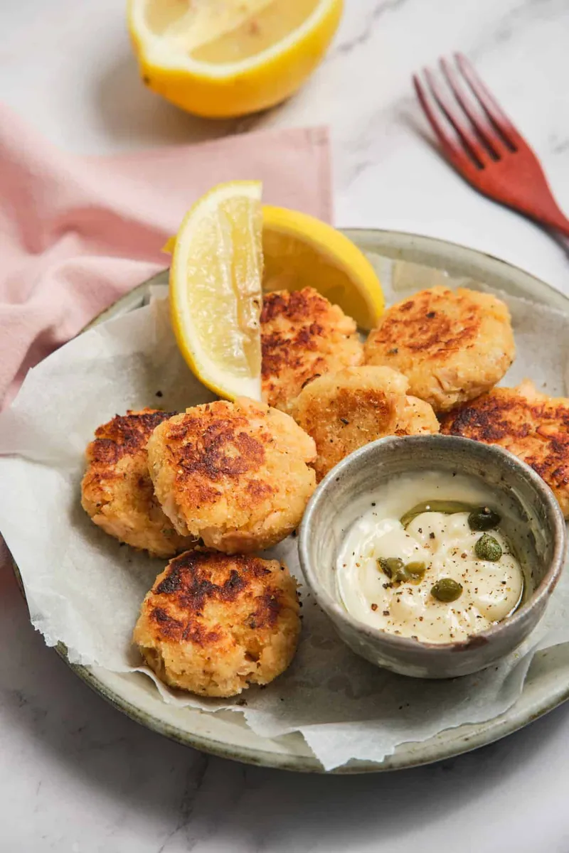 Salmon Cakes