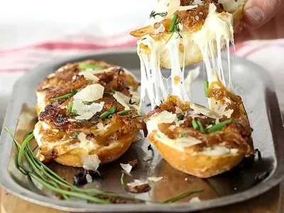 French Onion Cheese Bread