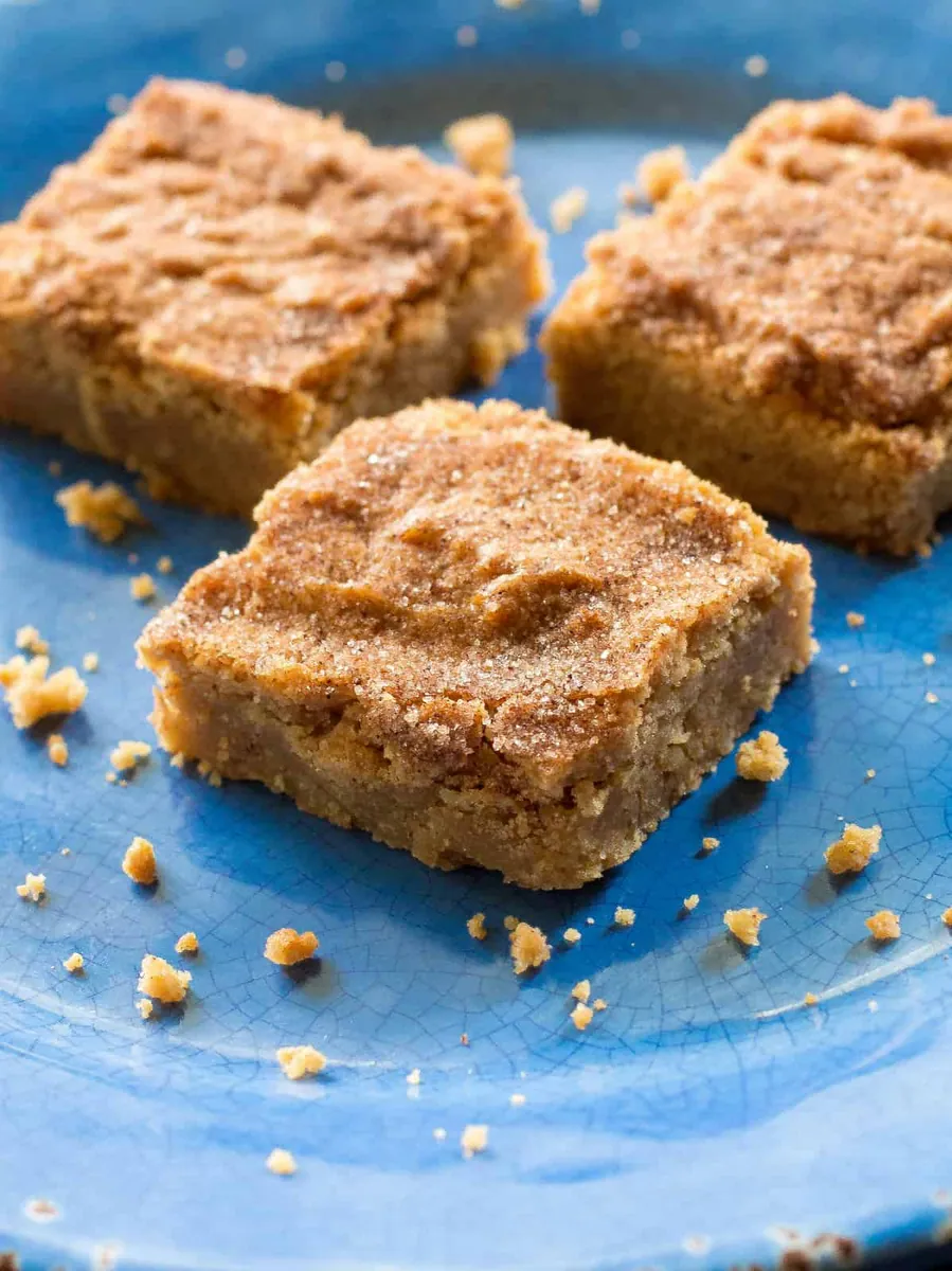 Cinnamon Blondies