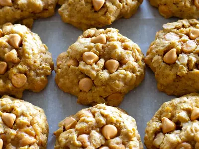 Pumpkin Oatmeal Scotchies