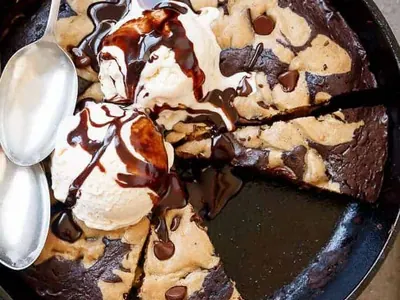 Chocolate Chip Skillet Brookie