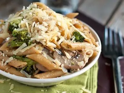 Garlic Butter Vegetable Pasta