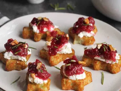 Cranberry Goat Cheese Bites