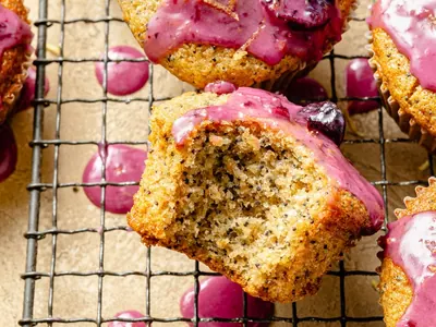 Lemon Poppy Seed Muffins with pie crust