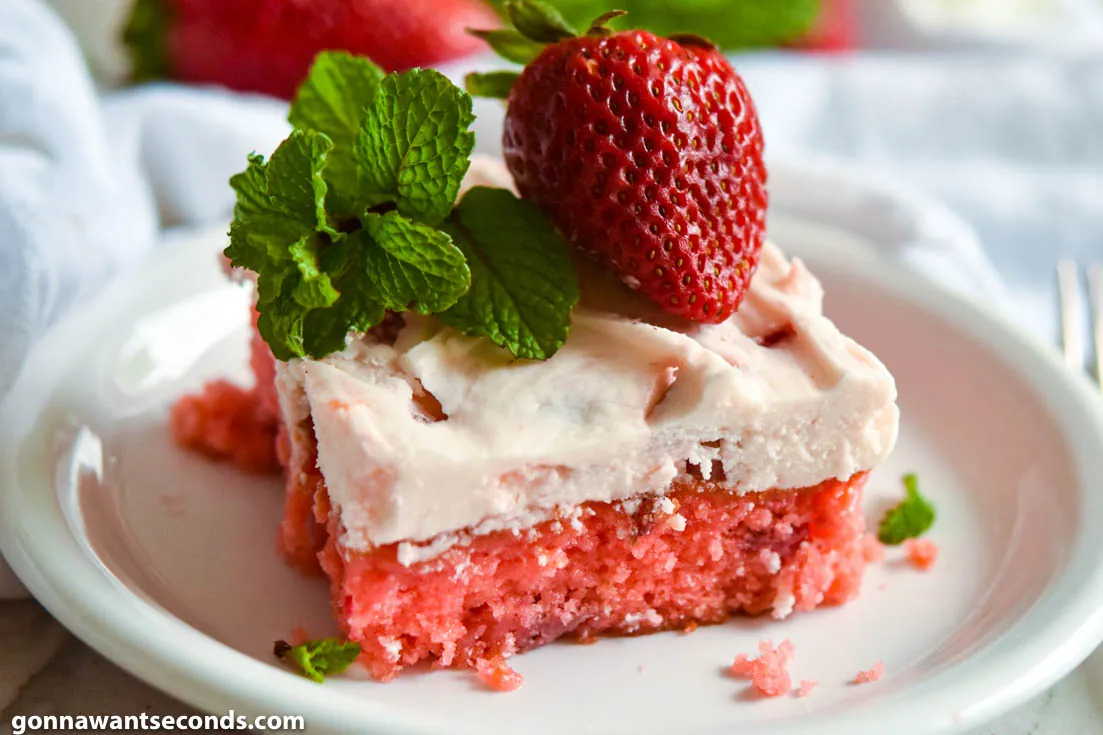 Strawberry Jello Cake with berries