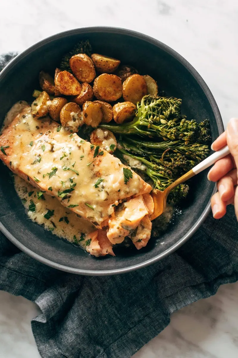 Baked Salmon with Lemon Cream Sauce