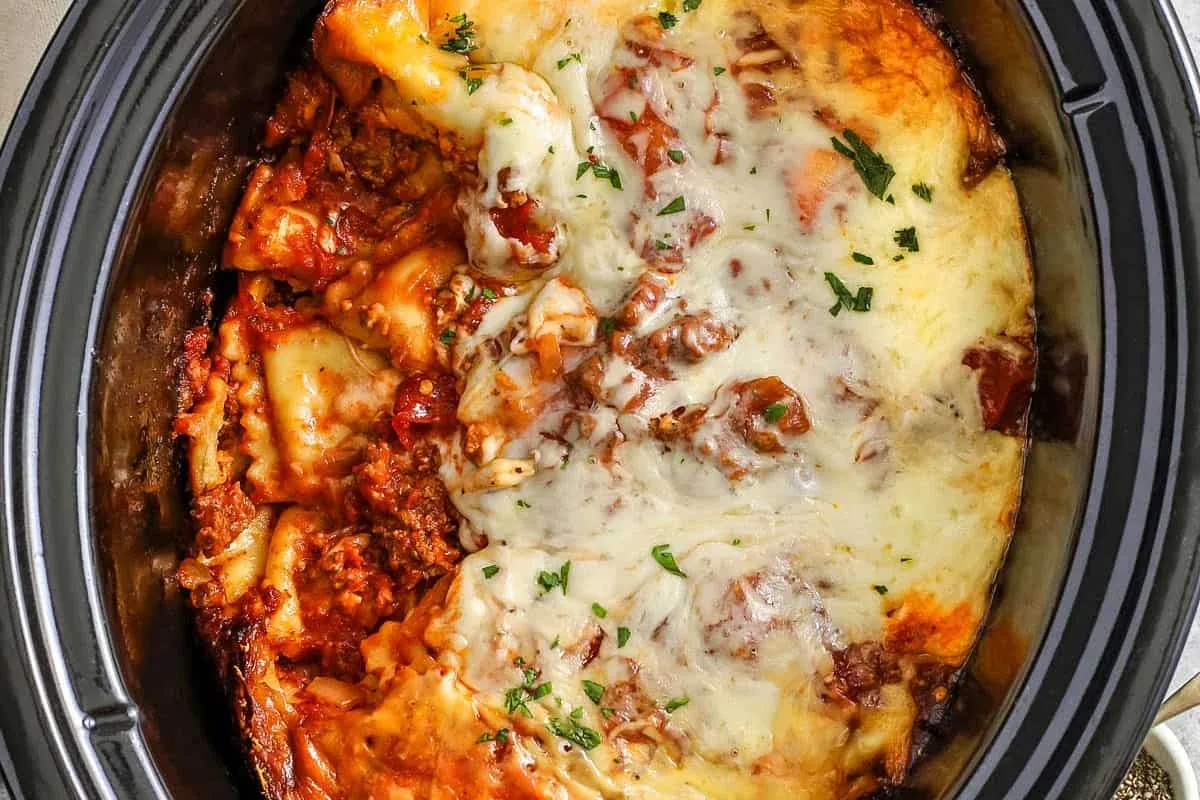 Slow Cooker Ravioli Lasagna
