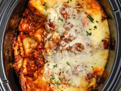 Slow Cooker Ravioli Lasagna