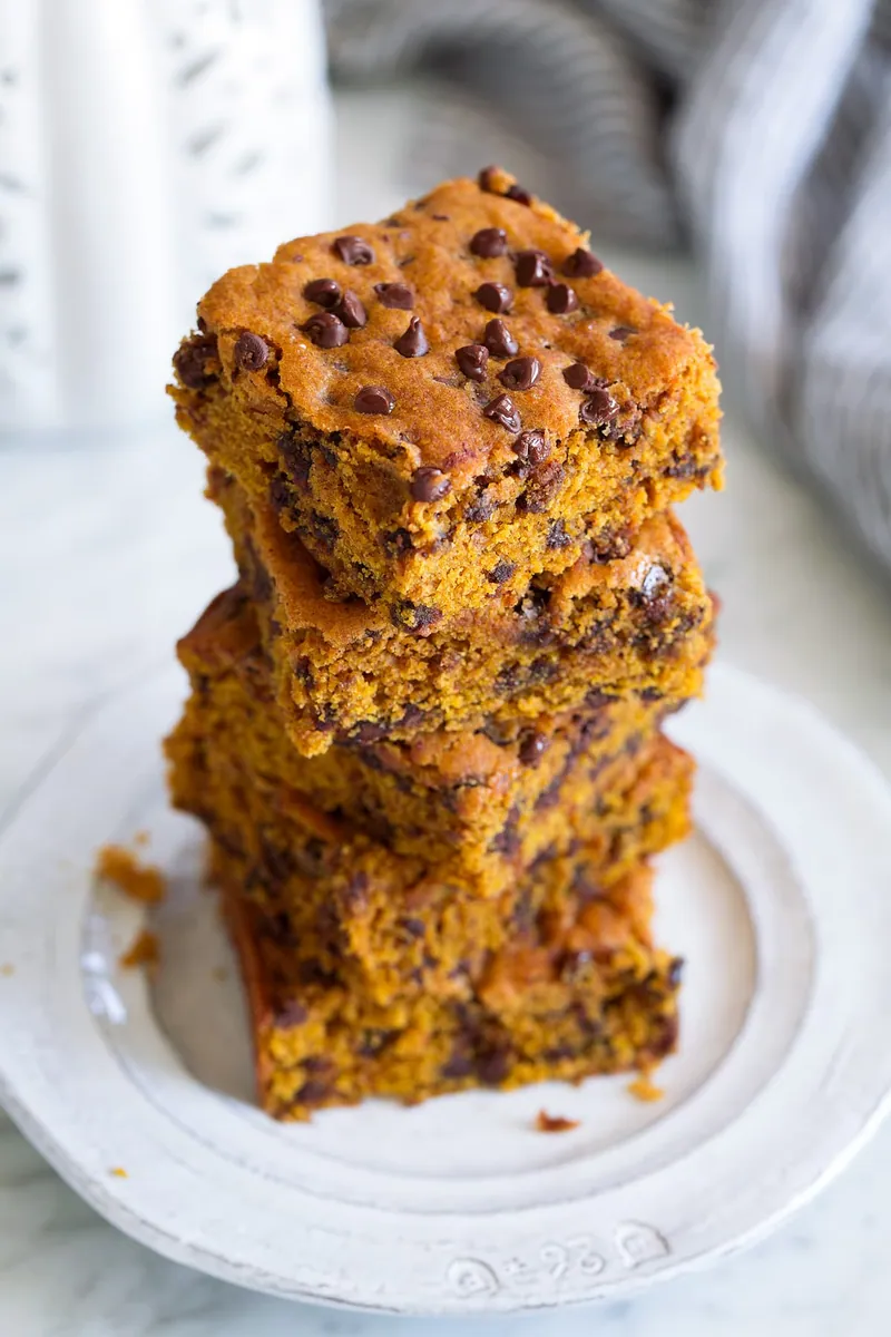 Pumpkin Chocolate Chip Bars